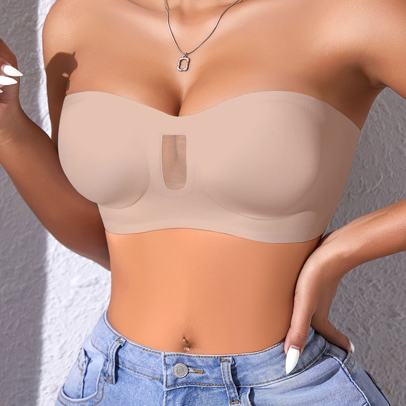 Seamless Strapless Bandeau Bra for Women - Push-Up, Anti-Slip, Breathable Mesh Detail, Removable Pads, Comfort Fit Lingerie in White